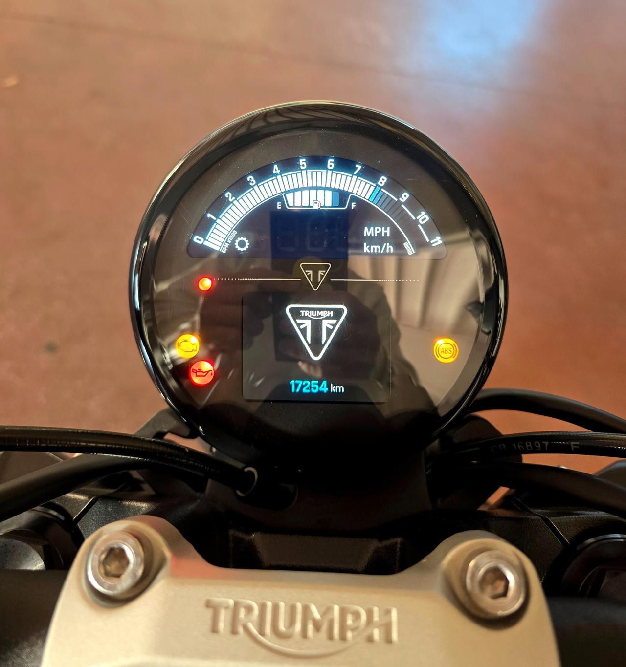 Triumph Trident 660