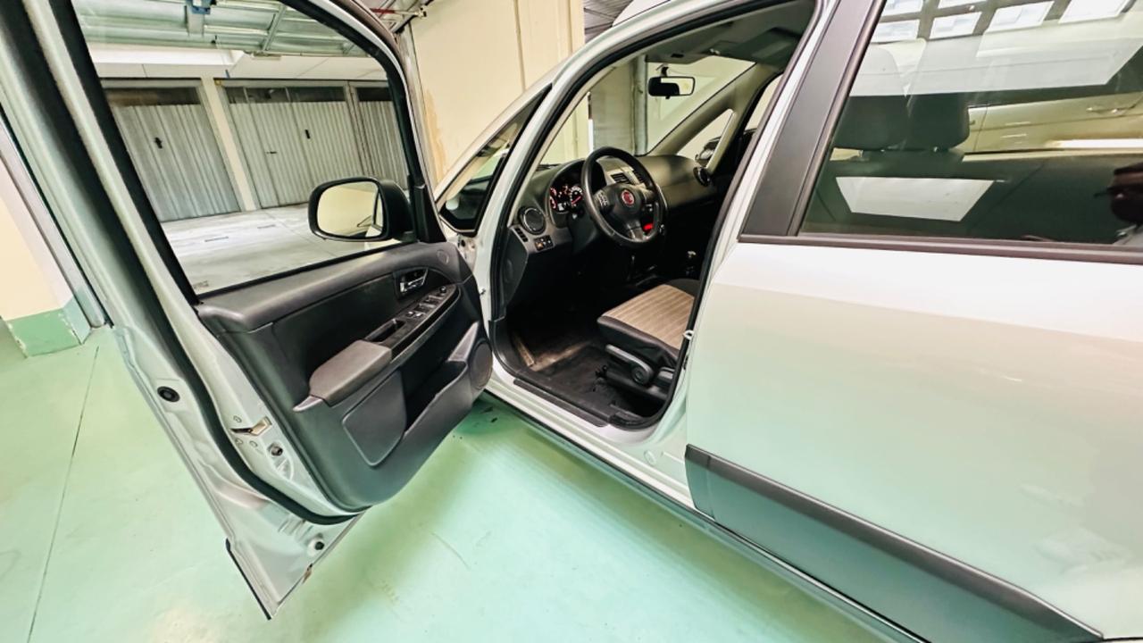 Fiat Sedici 1.6 16V 4x4. Benzina/metano.gancio di traino emologato
