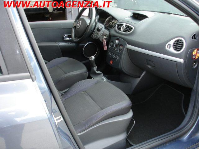 RENAULT Clio 1.2 16V 5 porte Confort