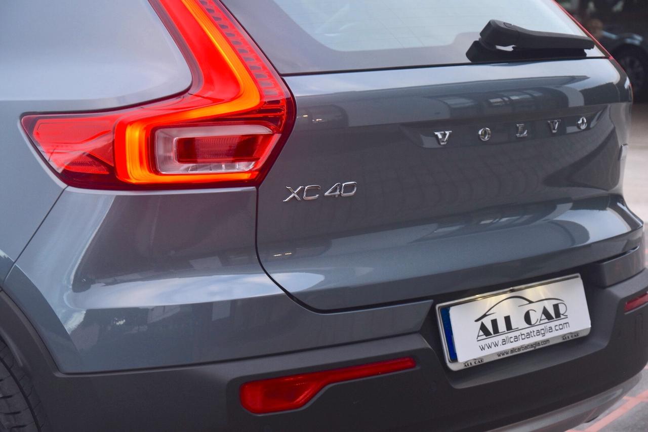 Volvo XC40 T5 Recharge Plug-in Inscription Expression