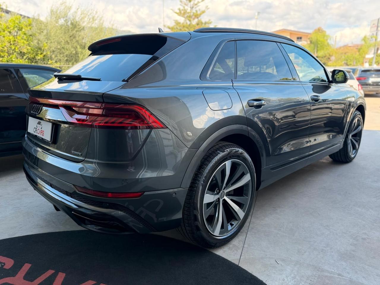 Audi Q8 45 TDI quattro tiptronic Sport