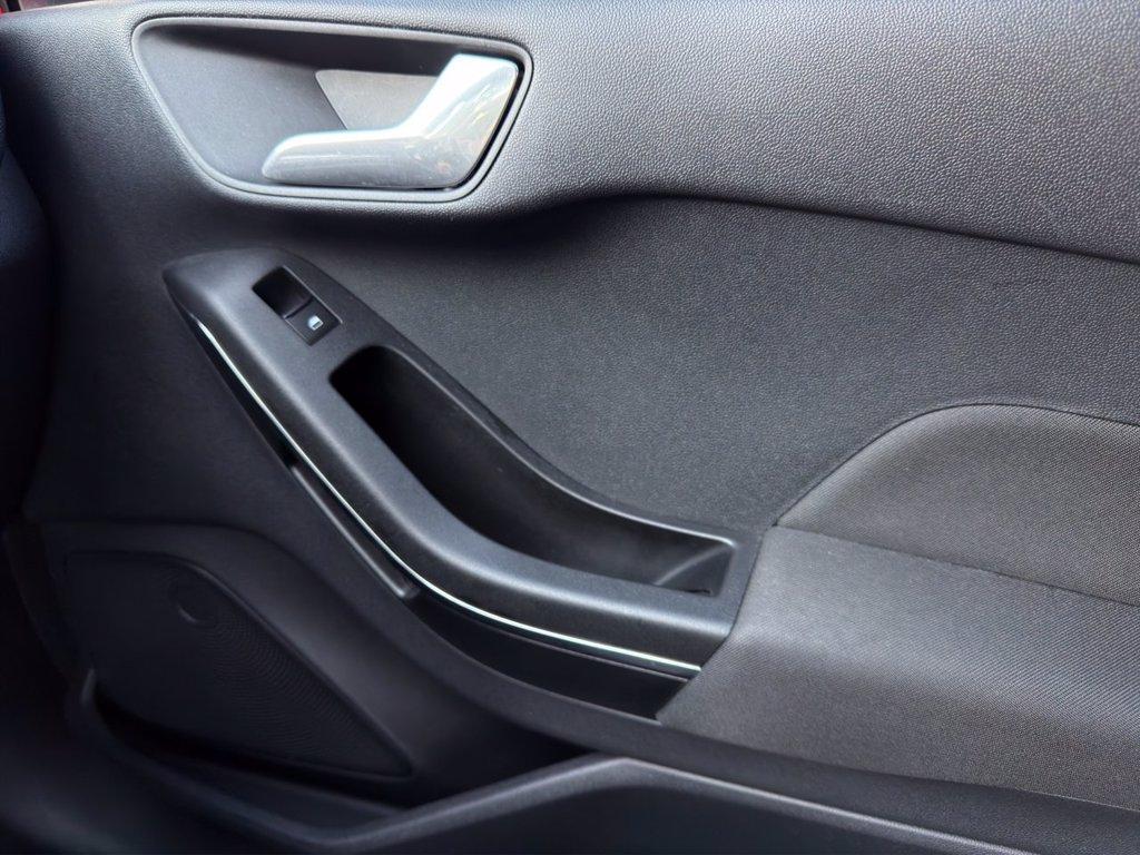 FORD Fiesta 5p 1.1 titanium 75cv del 2022