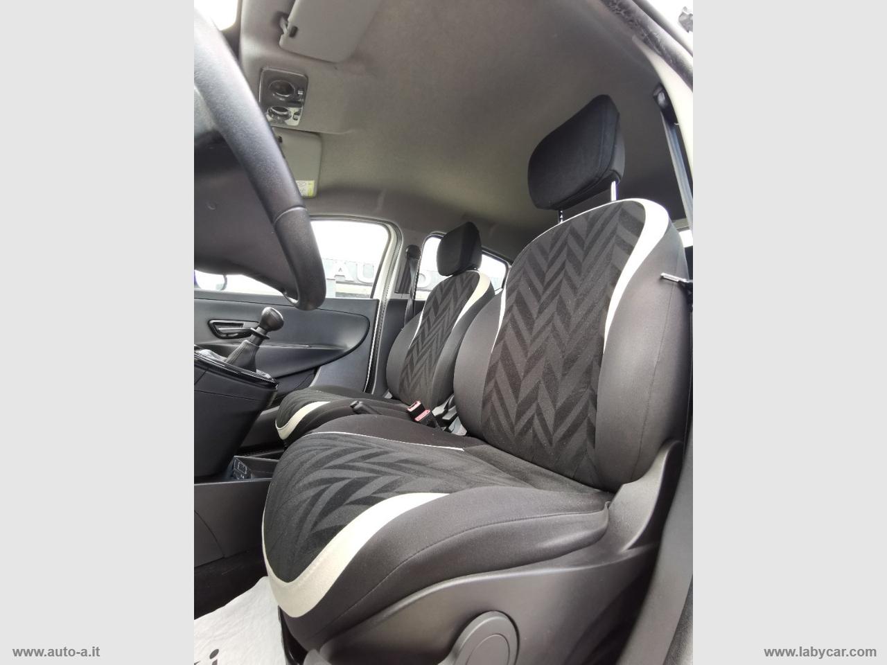 LANCIA Ypsilon 1.2 69 CV 5p. Gold