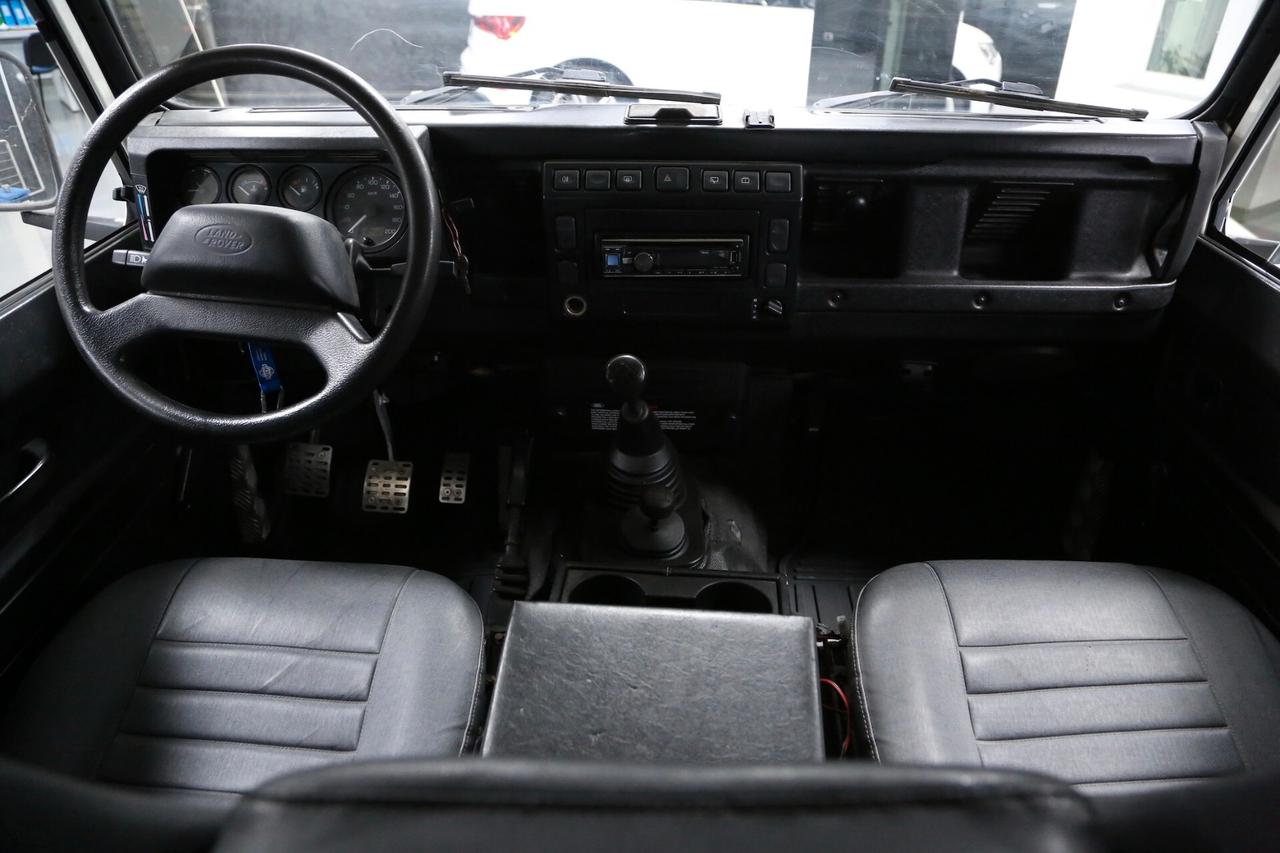 Land Rover Defender 90 2.5 Td5