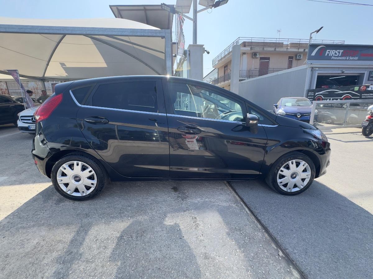 FORD - Fiesta - 1.4 TDCi 68CV 5p. Titanium