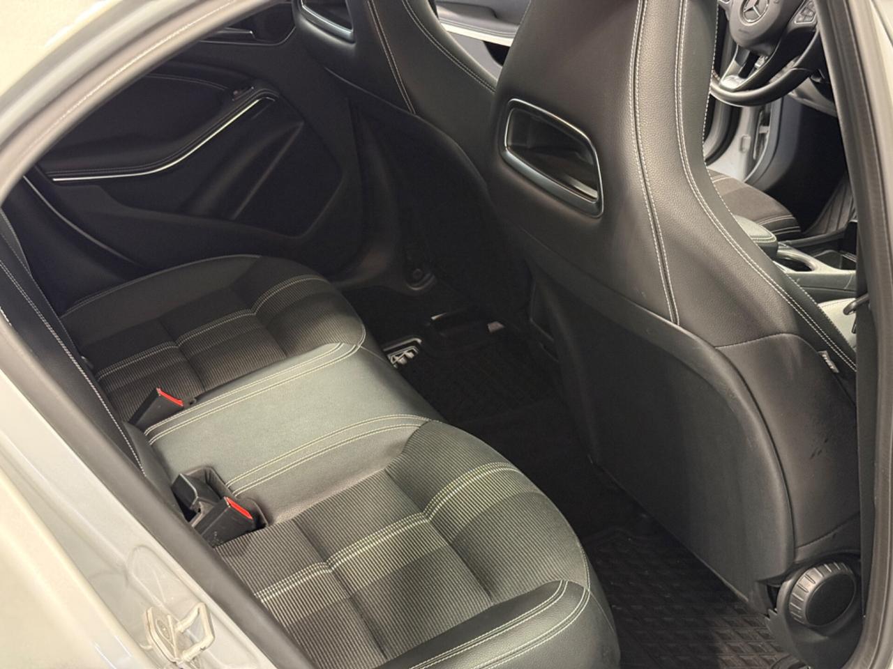 Mercedes-benz A 160 d Automatic Premium