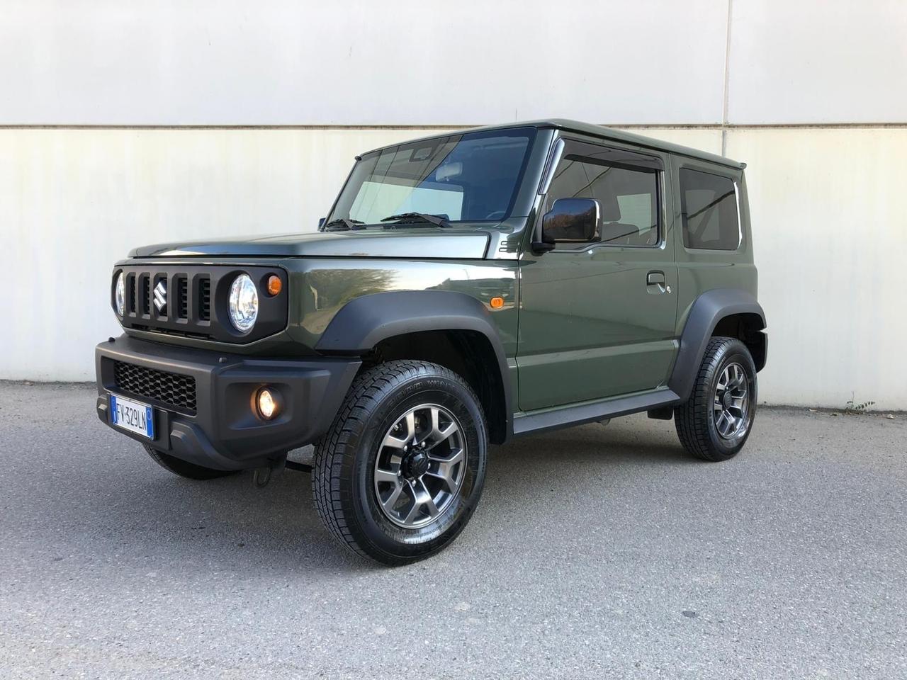 Suzuki Jimny 1.5 5MT Top