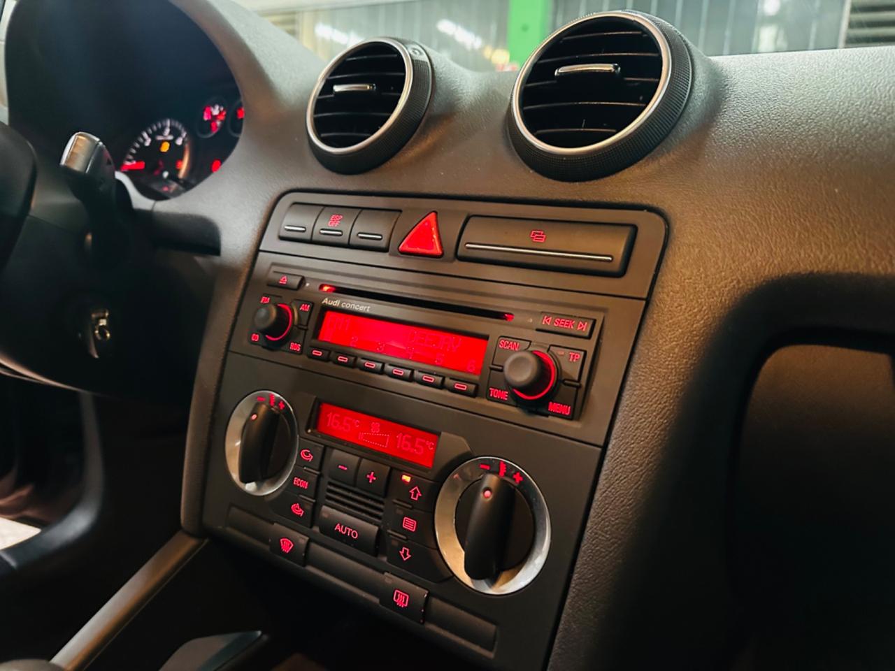 Audi A3 1.9 TDI 105CV SportBack