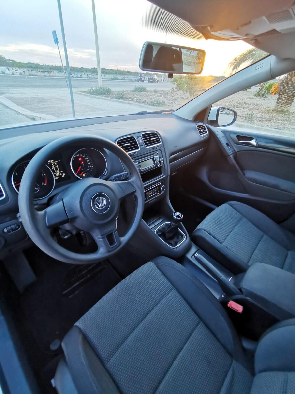 Volkswagen Golf 1.6 TDI 5p. Com. NEOPATENTATI