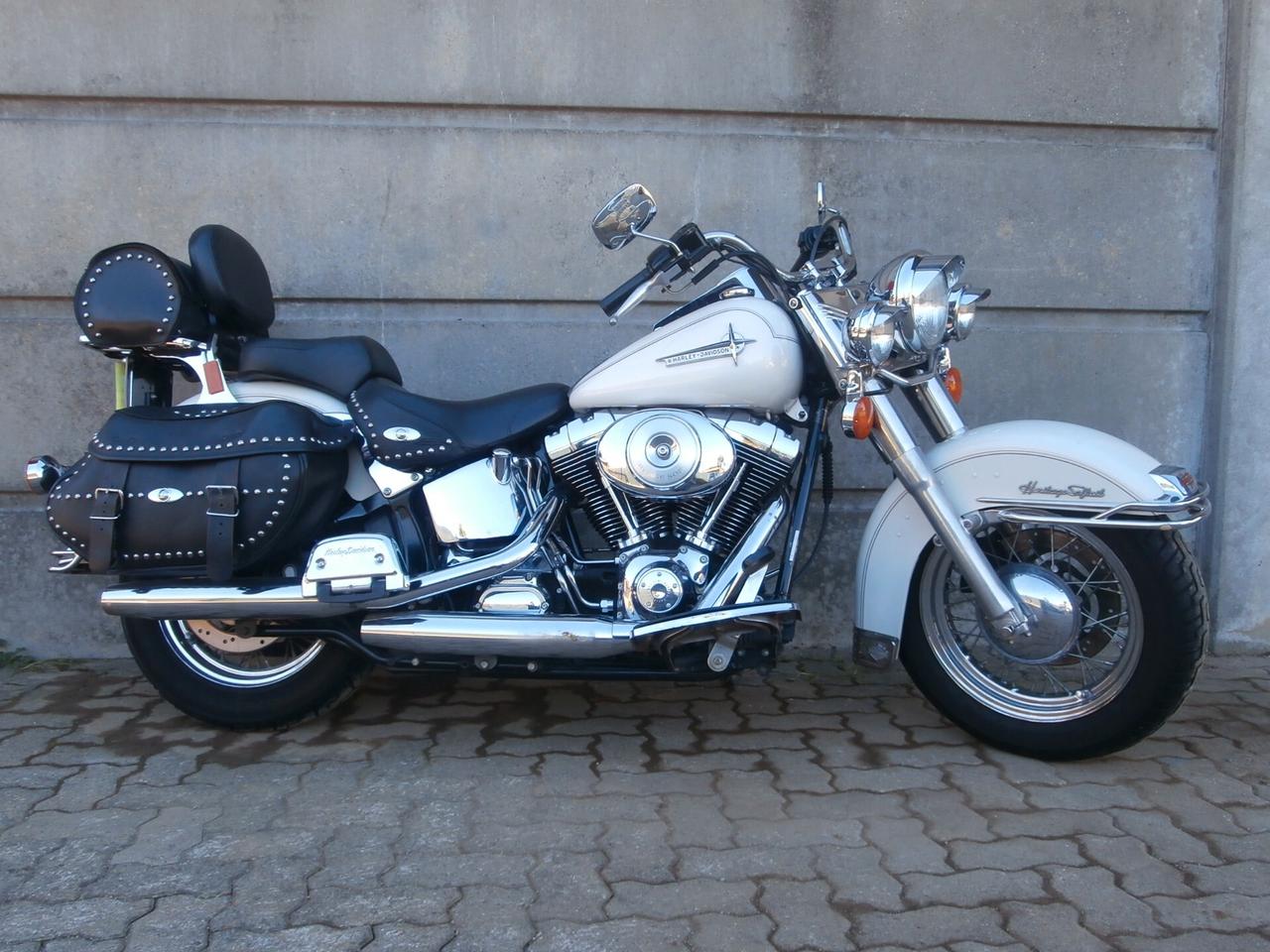 Harley-davidson 1450 Heritage Softail Classic del 2000 compreso trapasso, tagliando, garanzia