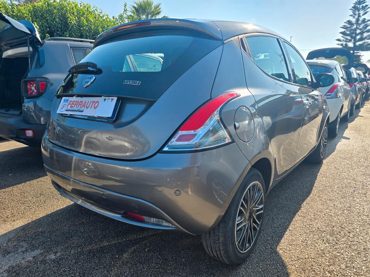 Lancia Ypsilon 1.0HYBRID 71CV GOLD EDITION ITALIANA
