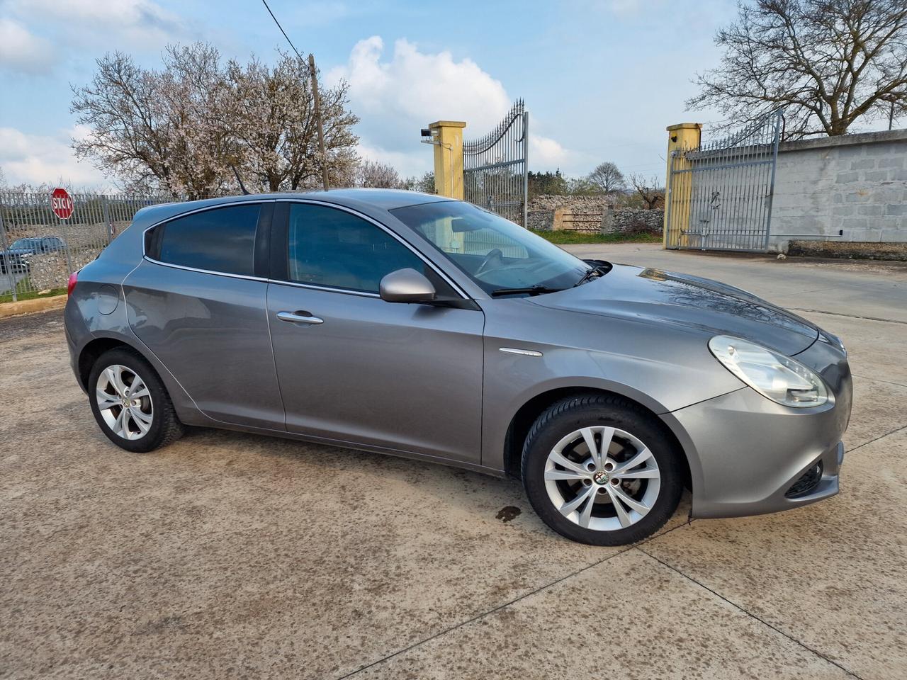 Alfa Romeo Giulietta 1.6 JTDm-2 105 CV Progression