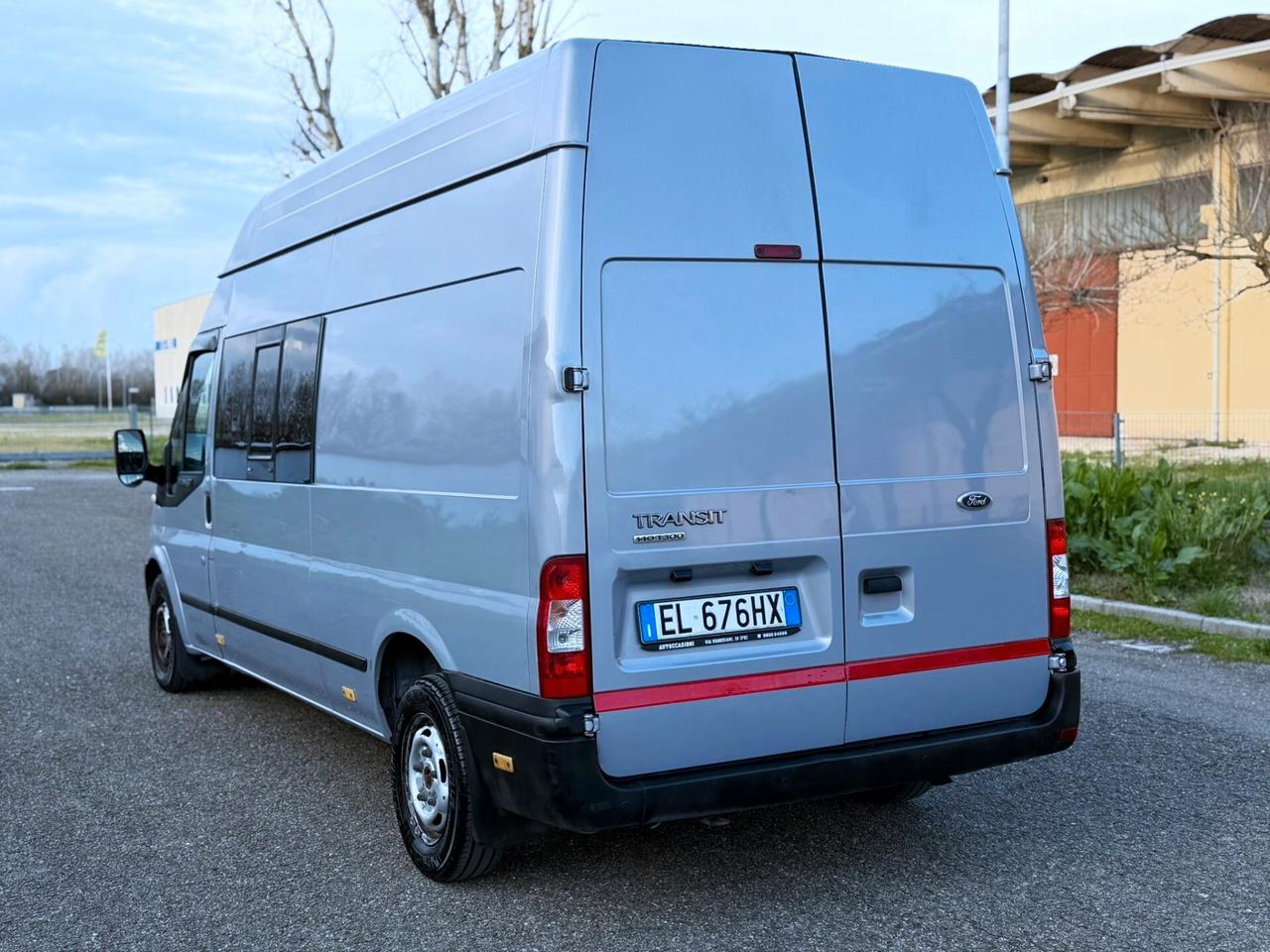 FORD TRANSIT 2.2 TETTO ALTO PASSO LUNGO 6 POSTI