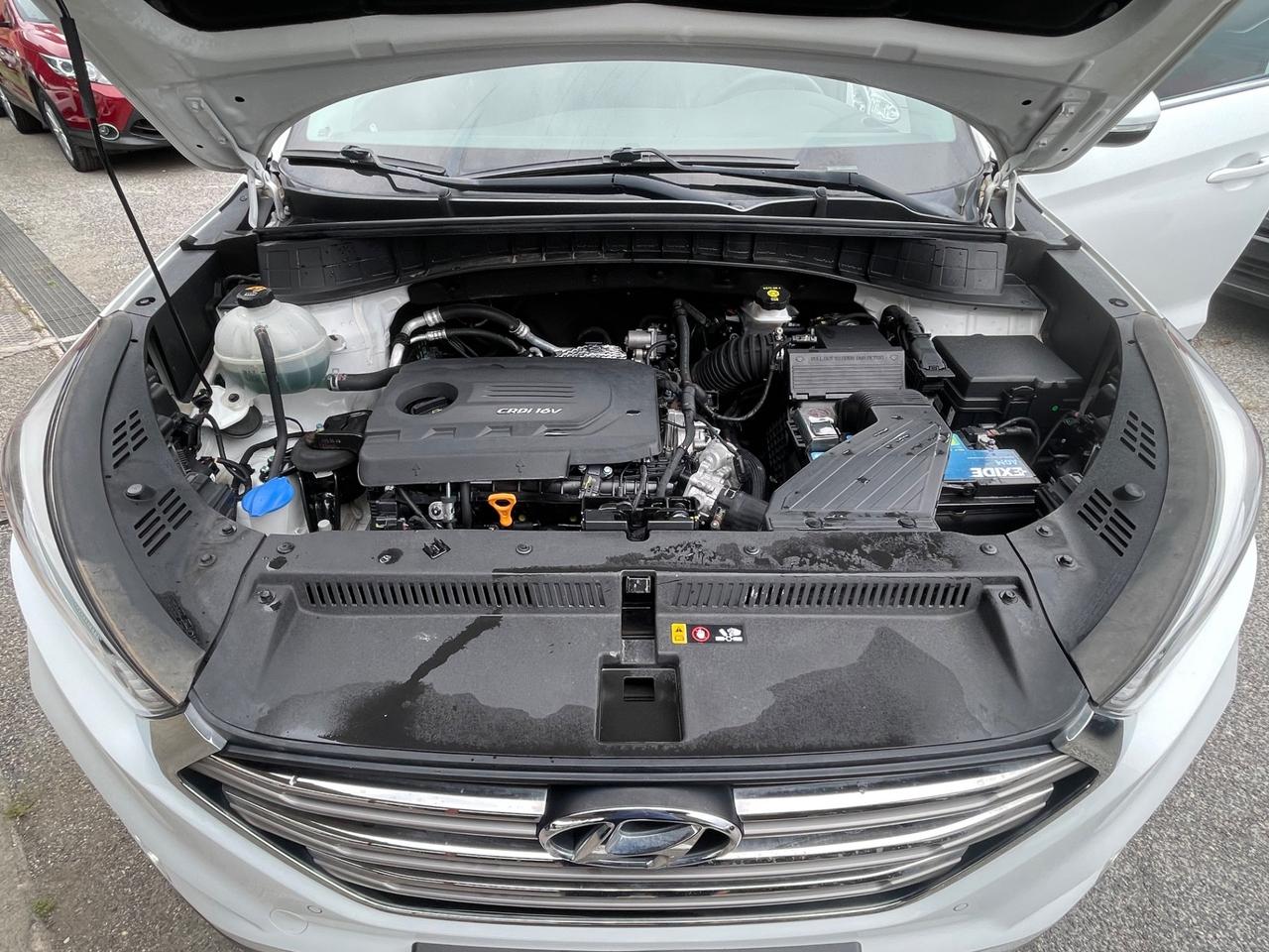 Tucson 1.7 CRDi- Sound Edition-pelle-tetto-unipro-