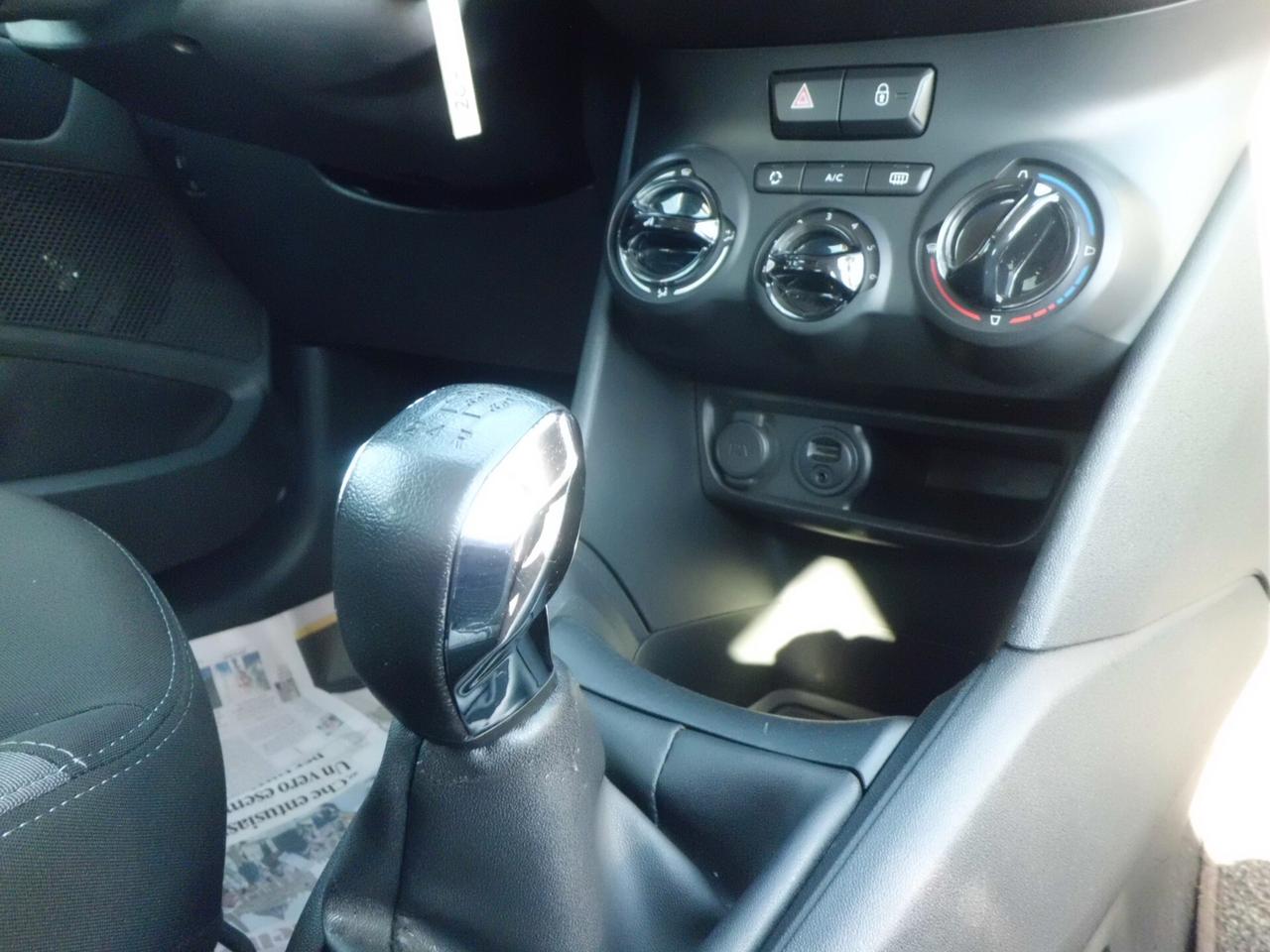 Peugeot 208 1.4 HDi 68 CV 5 porte Allure