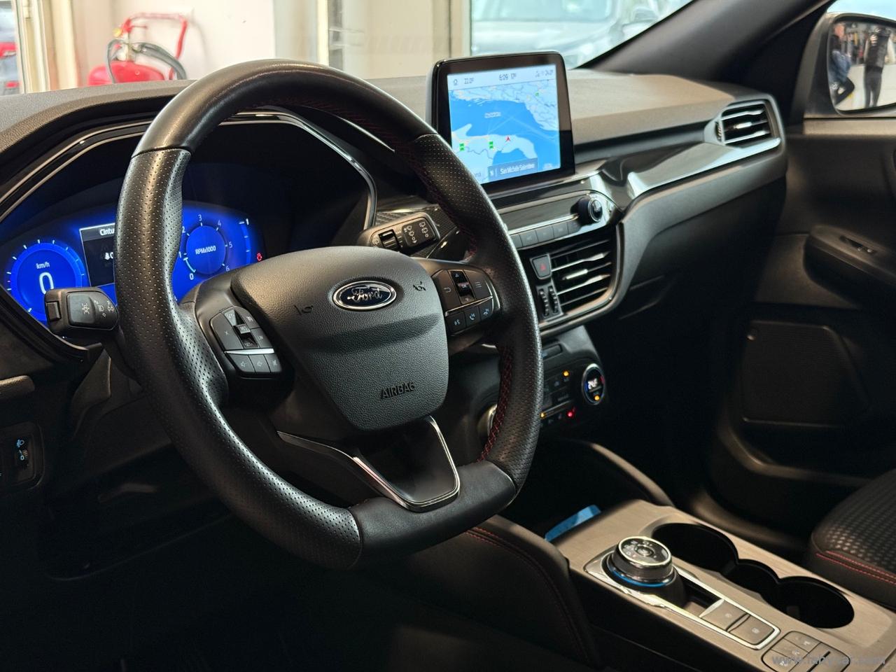 FORD Kuga 1.5 EcoBlue 120 CV aut. 2WD ST-Line