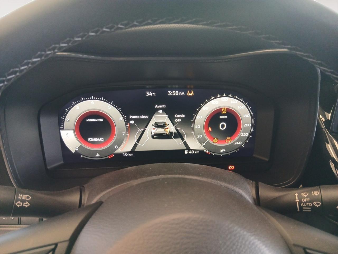 NISSAN JUKE TEKNA MT