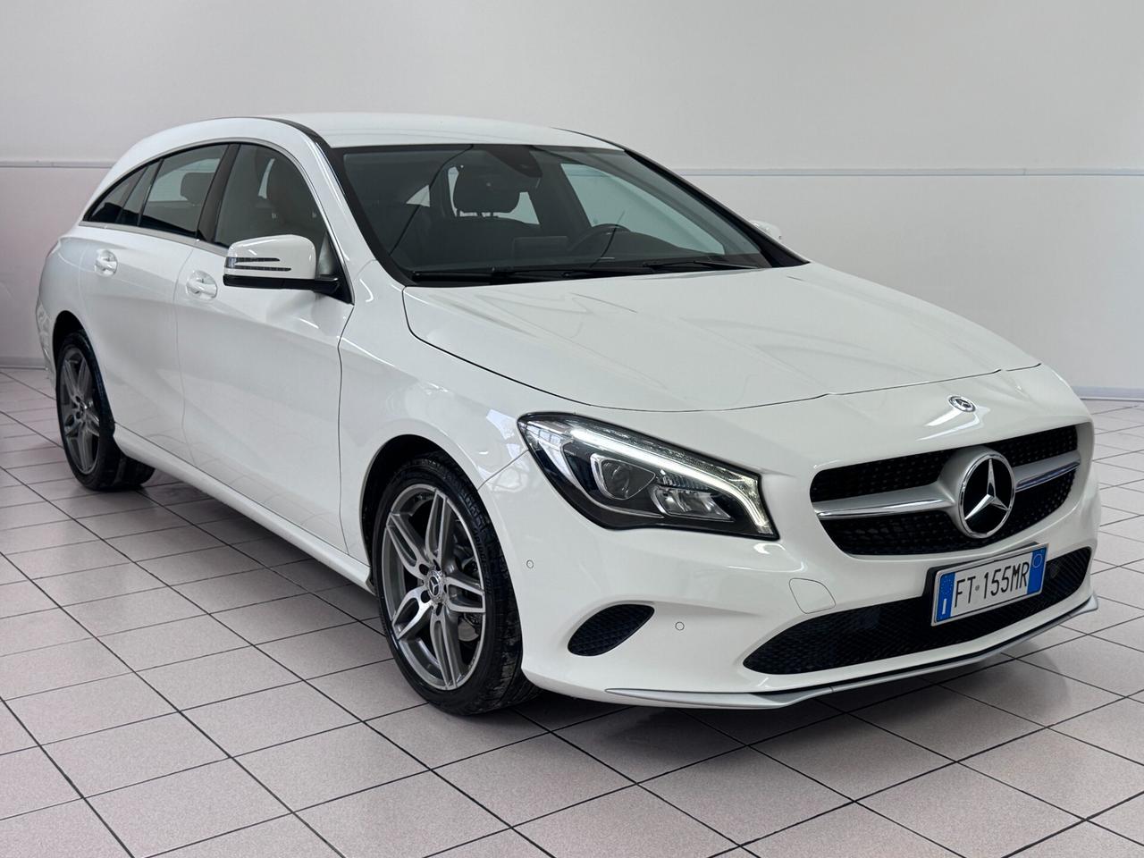 M.B. CLA Shooting Brake 200 d 4Matic Automatic