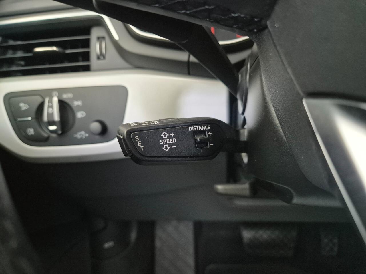 A4 Avant 30 2.0 tdi Business Advanced 163cv S tronic