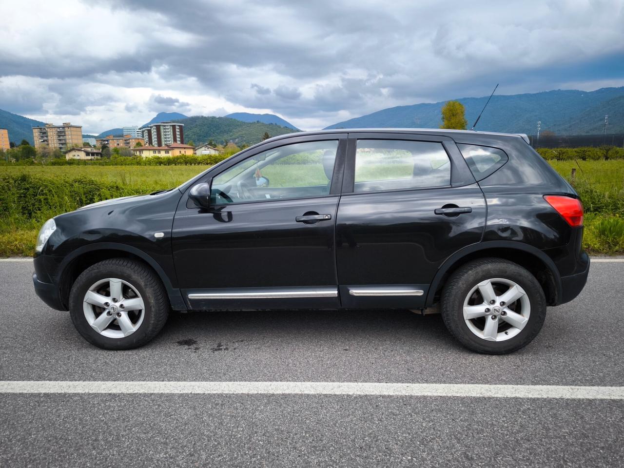 NISSAN QASHQAI 2,0 DCI 4X4