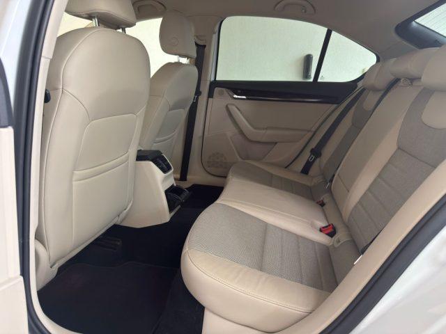SKODA Octavia 1.6 TDI CR 110 CV DSG Executive