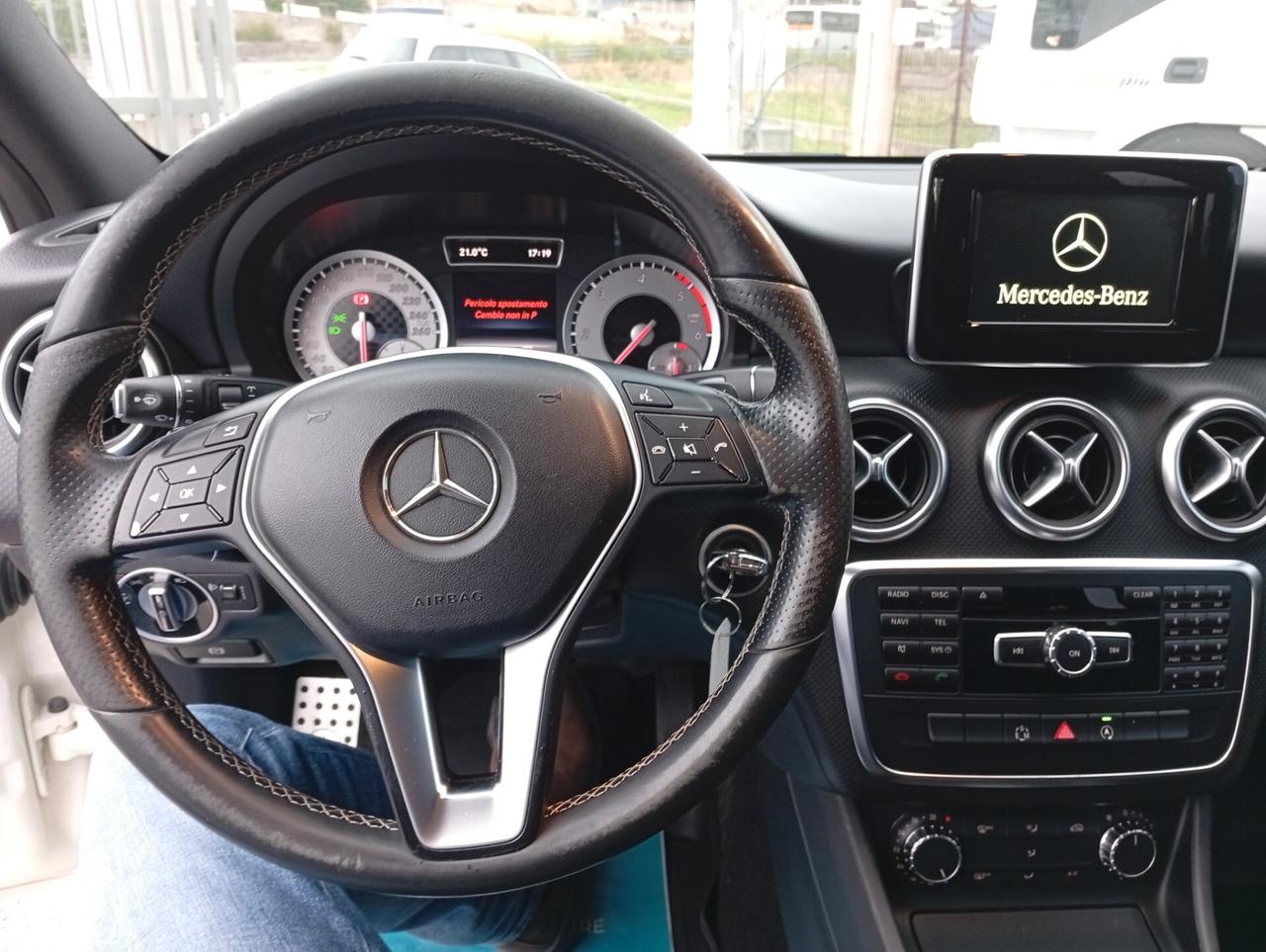 Mercedes-benz A 180 CDI Automatic Dark Night Edition