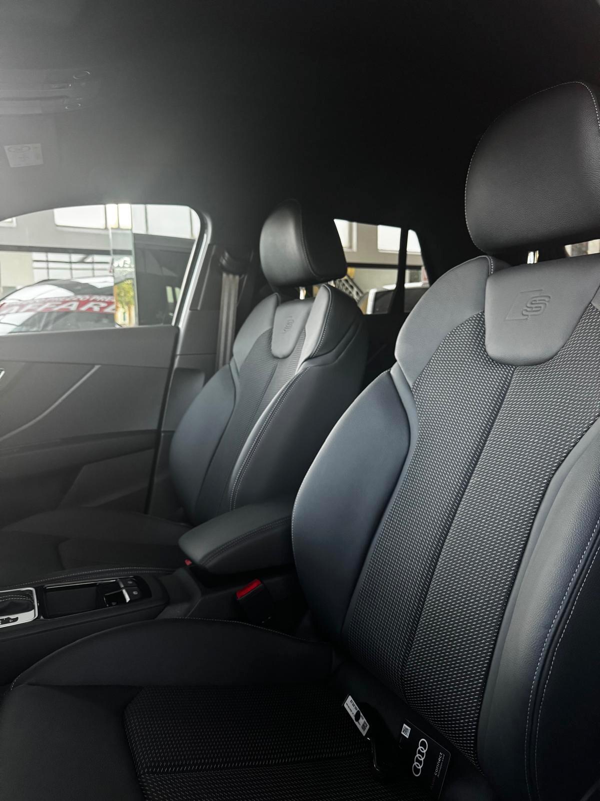 Audi Q2 35 TDI S tronic Identity Black Sline INTROVABILE