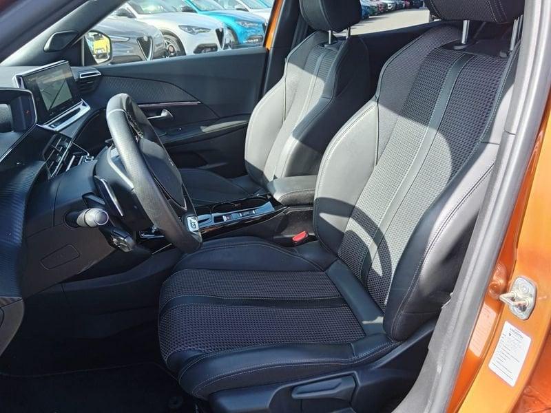 Peugeot 2008 PureTech 130 EAT8 GT S&S aut.