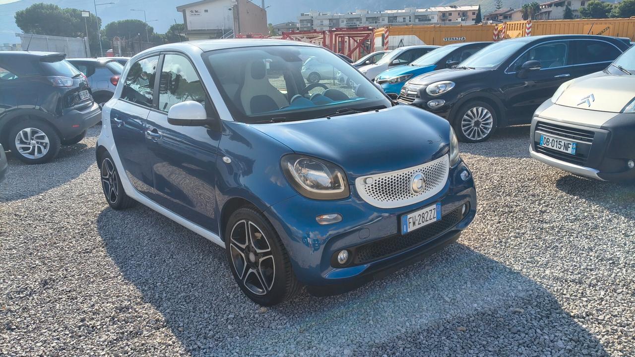 Smart ForFour 70 1.0 Proxy