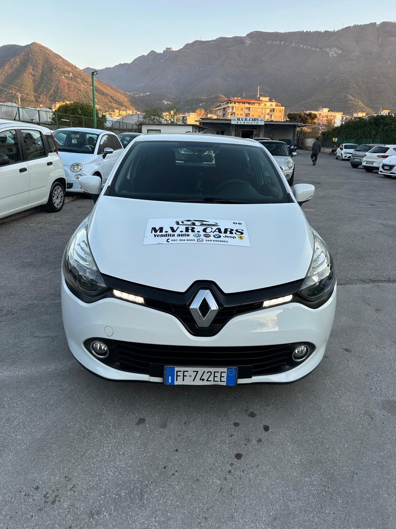 Renault Clio 1.2 75CV 5 porte Zen