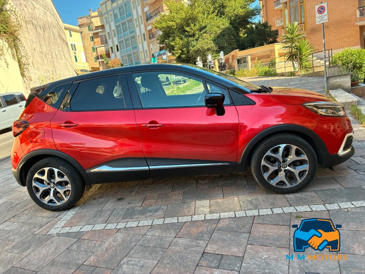 Renault Captur 1.5 dci Intens 90 cv edc
