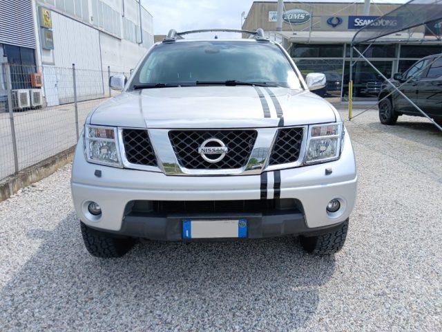 NISSAN Navara 2.5 dCi 4 porte Double Cab LE N1 - Gancio HArd Top