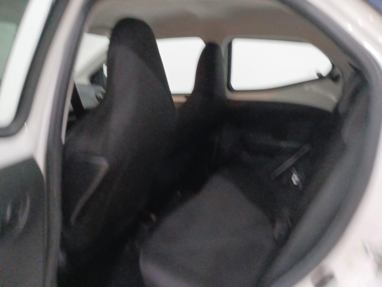 Toyota Aygo 1.0 VVT-i 69 CV 5 porte x-cool