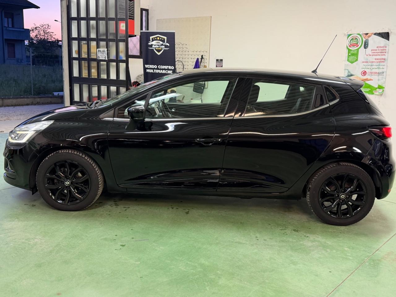 Renault Clio 1.2 75CV 5 porte Intens