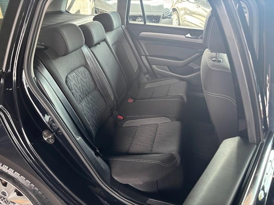 Volkswagen Passat Variant 2.0 TDI SCR EVO DSG Business 122cv