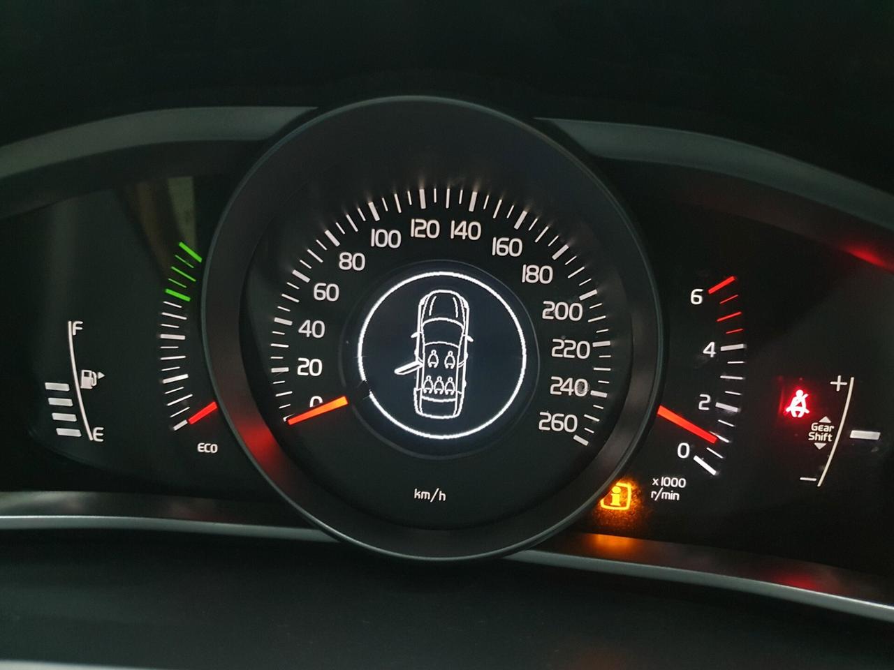 vendesi Volvo V40 D2 1.6