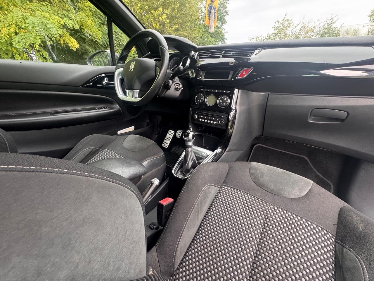 Ds DS3 3 1.6 e-HDi 90 airdream So Chic