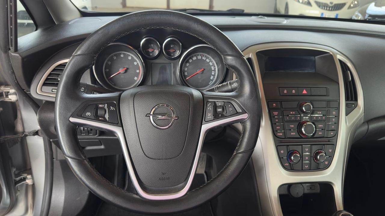 Opel Astra 1.4 Turbo 140CV 5 porte Cosmo