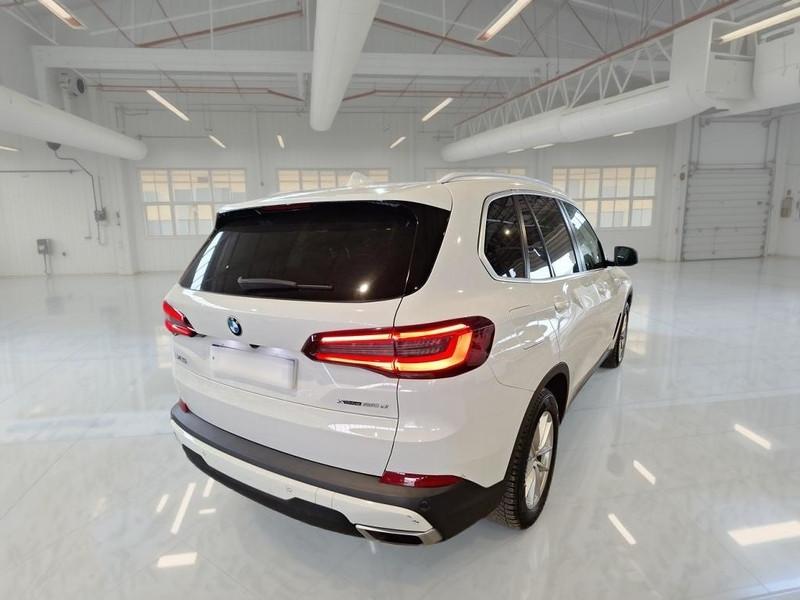 BMW X5 XDRIVE 25D BUSINESS AUTOM. SUV