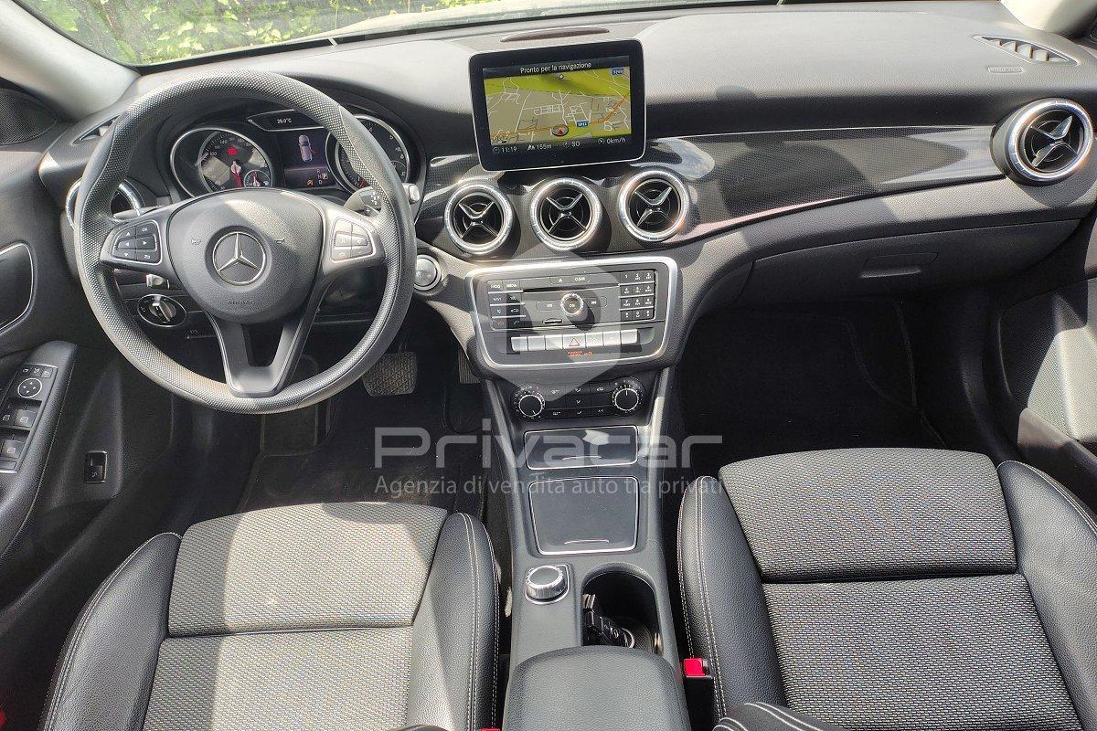 MERCEDES CLA 220 d S.W. Automatic Business