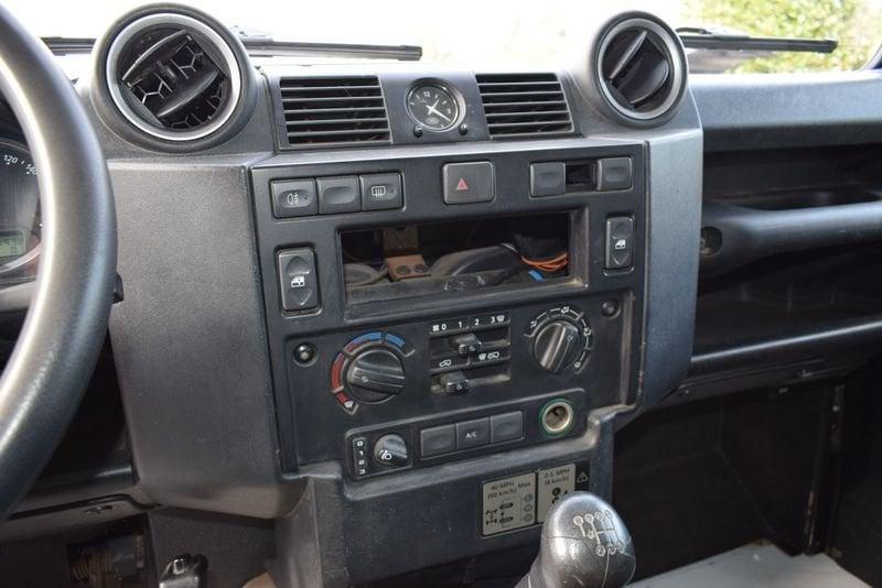 Land Rover Defender Defender 90 2.2 TD4 Station Wagon N1 AUTOCARRO IVA ESPOSTA