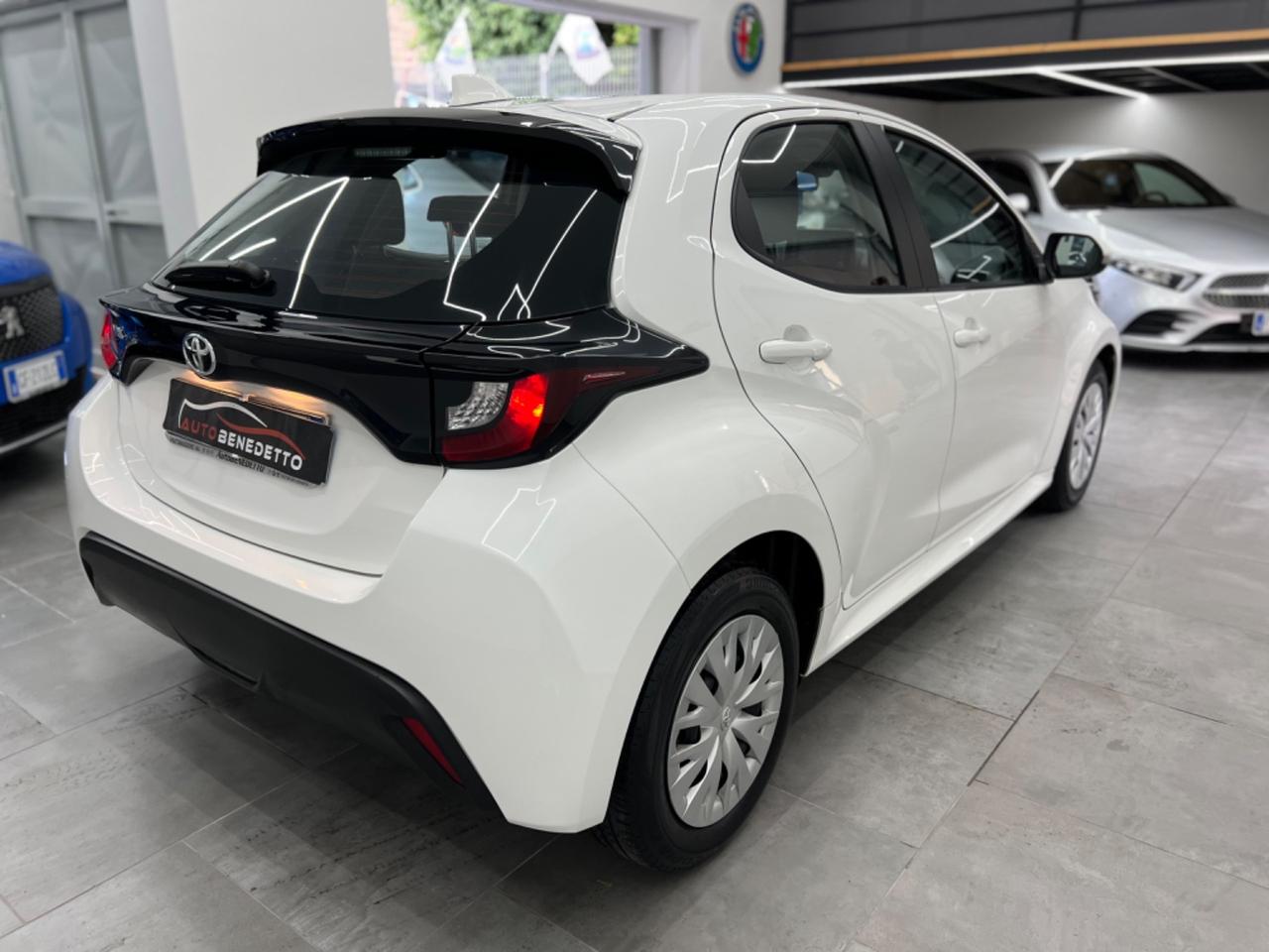 Toyota Yaris 1.0 5 porte Active 2023