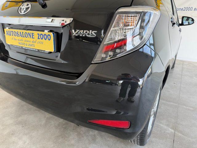 TOYOTA Yaris 1.0 5 porte Active NEOPATENTATI / PREZZO REALE