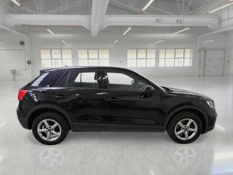 AUDI Q2 1.6 30 TDI BUSINESS