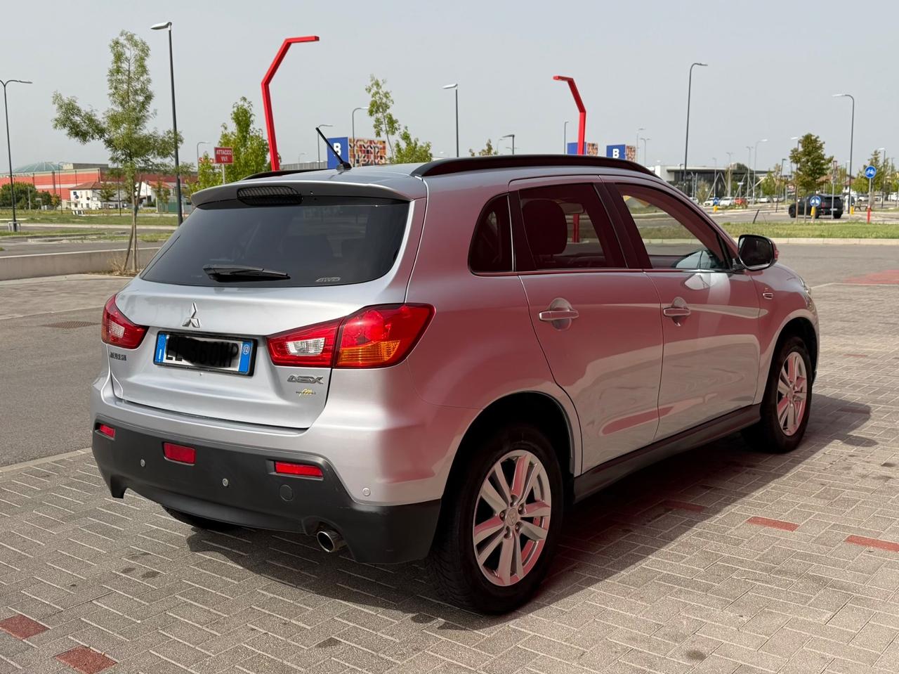 MITSUBISHI ASX 1.8 DI-D 150 CV 4WD FULL GARANZIA 12 MESI