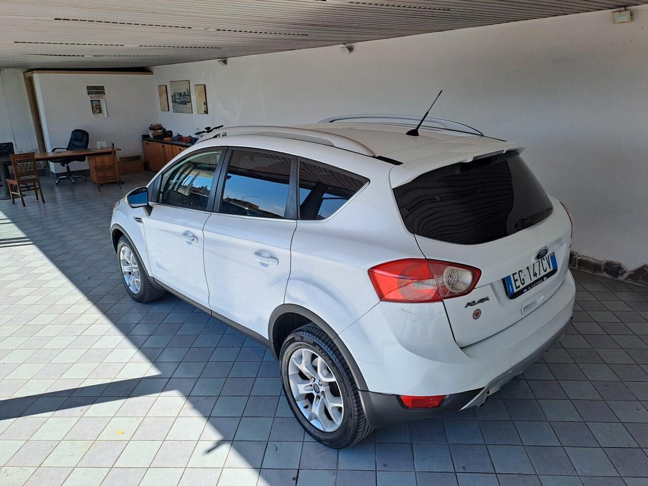 Ford Kuga 2.0 TDCi 140 CV 2WD Titanium DPF