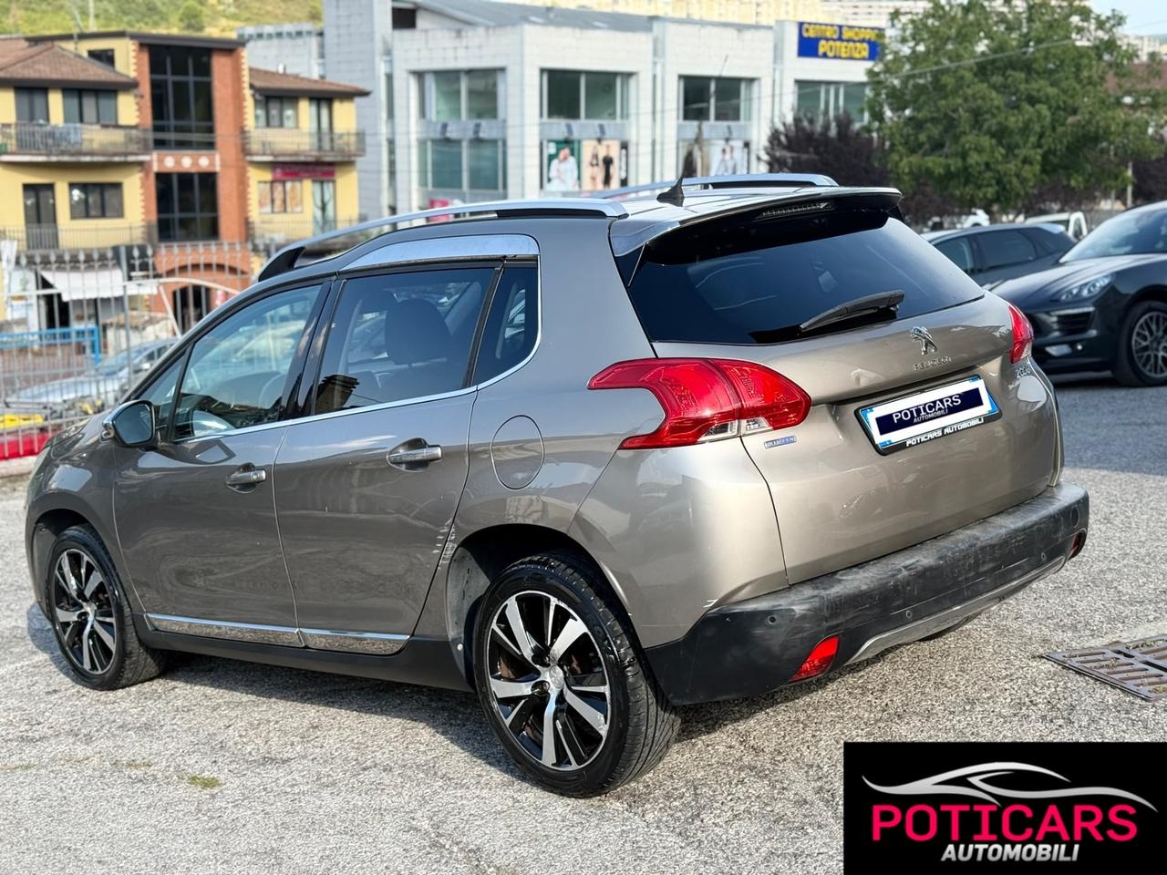 Peugeot 2008 BlueHDi 100 Allure