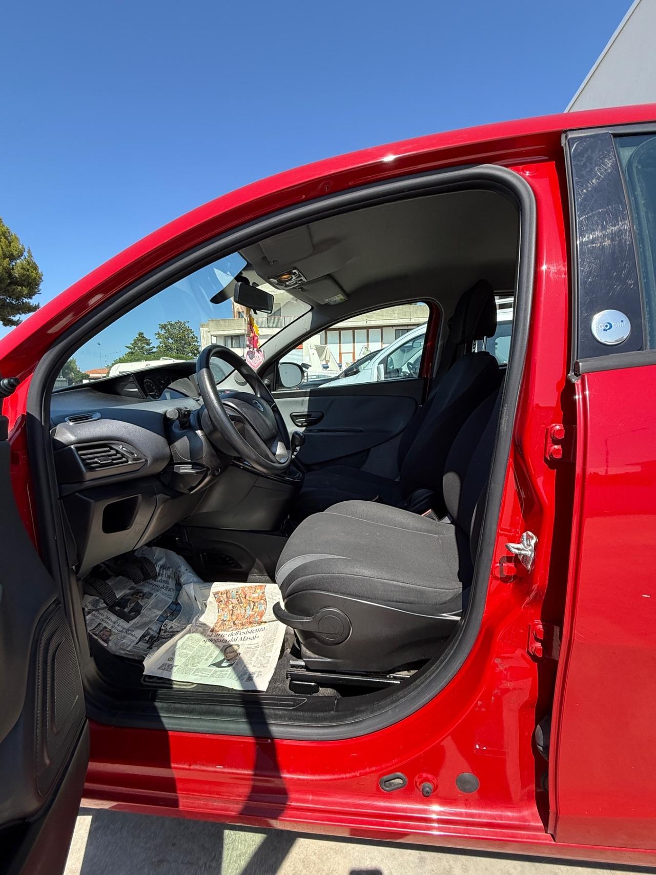 Lancia Ypsilon 1.2 69 CV 5 porte GPL Ecochic Unyca
