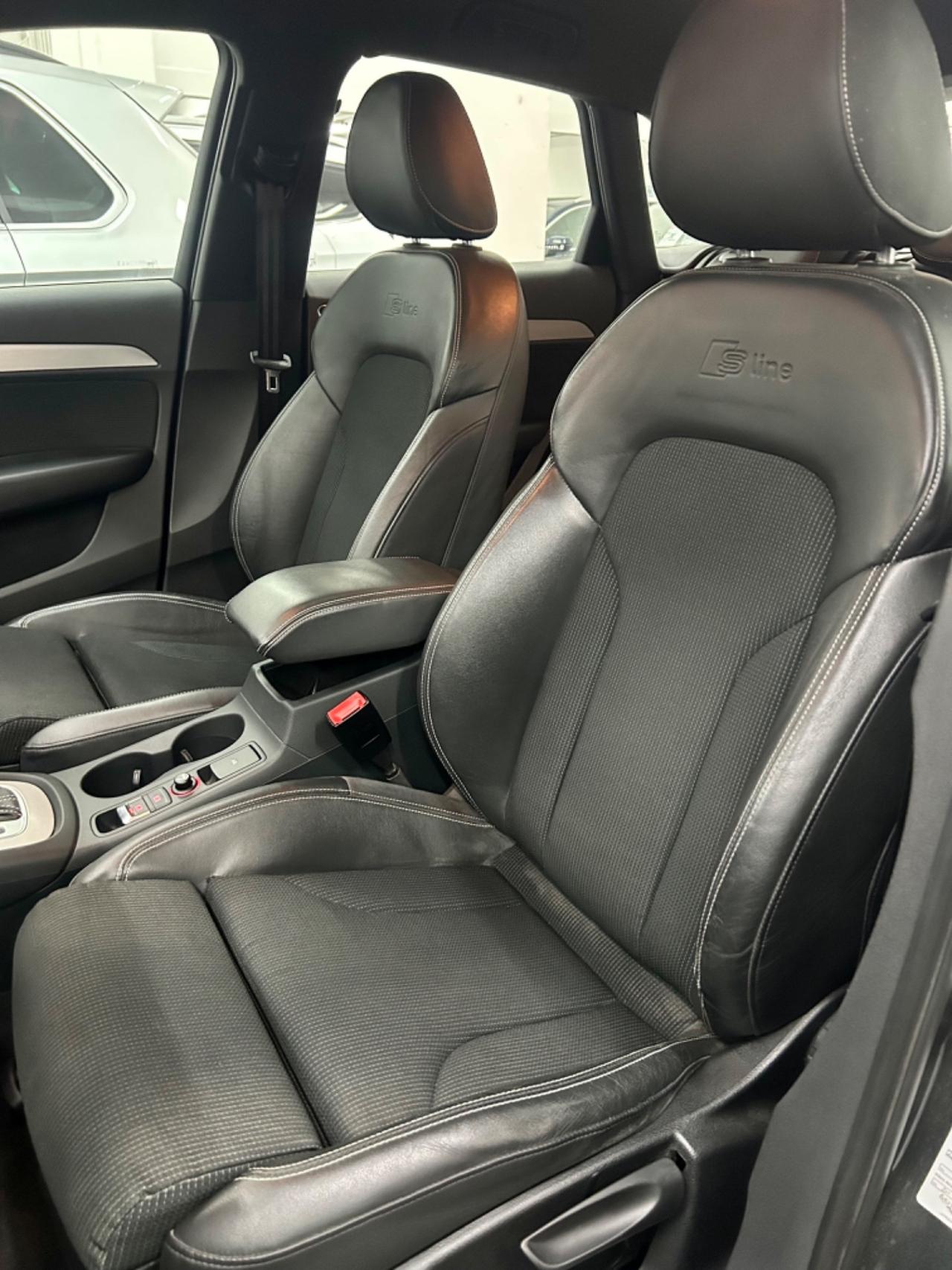 Audi Q3 2.0 TDI S tronic S-Line FINANZIABILE