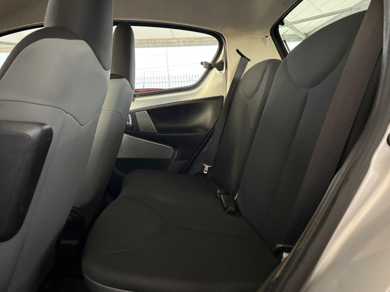 Toyota Aygo 1.0 12V VVT-i 5 porte Active Connect